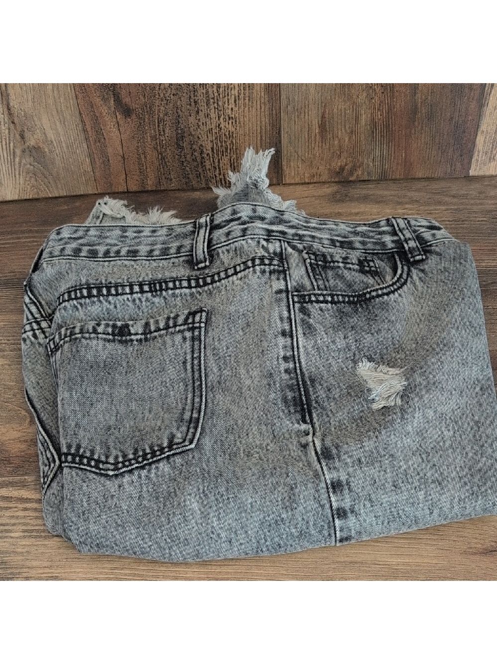SHEIN Gray/Black Distressed Relaxed Women's Jeans L (8-10)               -708H
